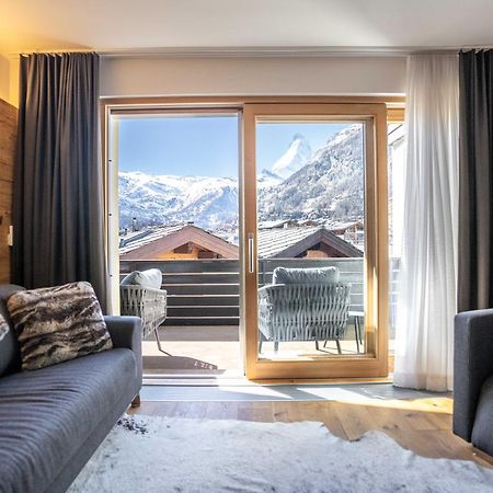 Moderne Wohnung Mit Ausblick Und Viel Sonne Zermatt Exterior photo