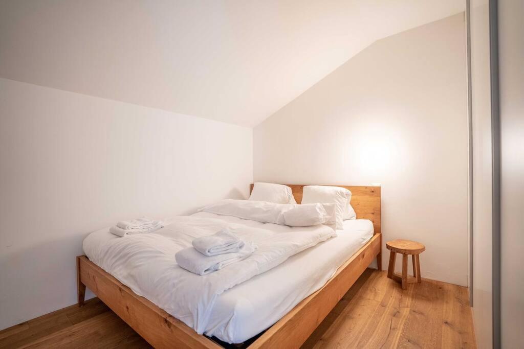 Moderne Wohnung Mit Ausblick Und Viel Sonne Zermatt Exterior photo